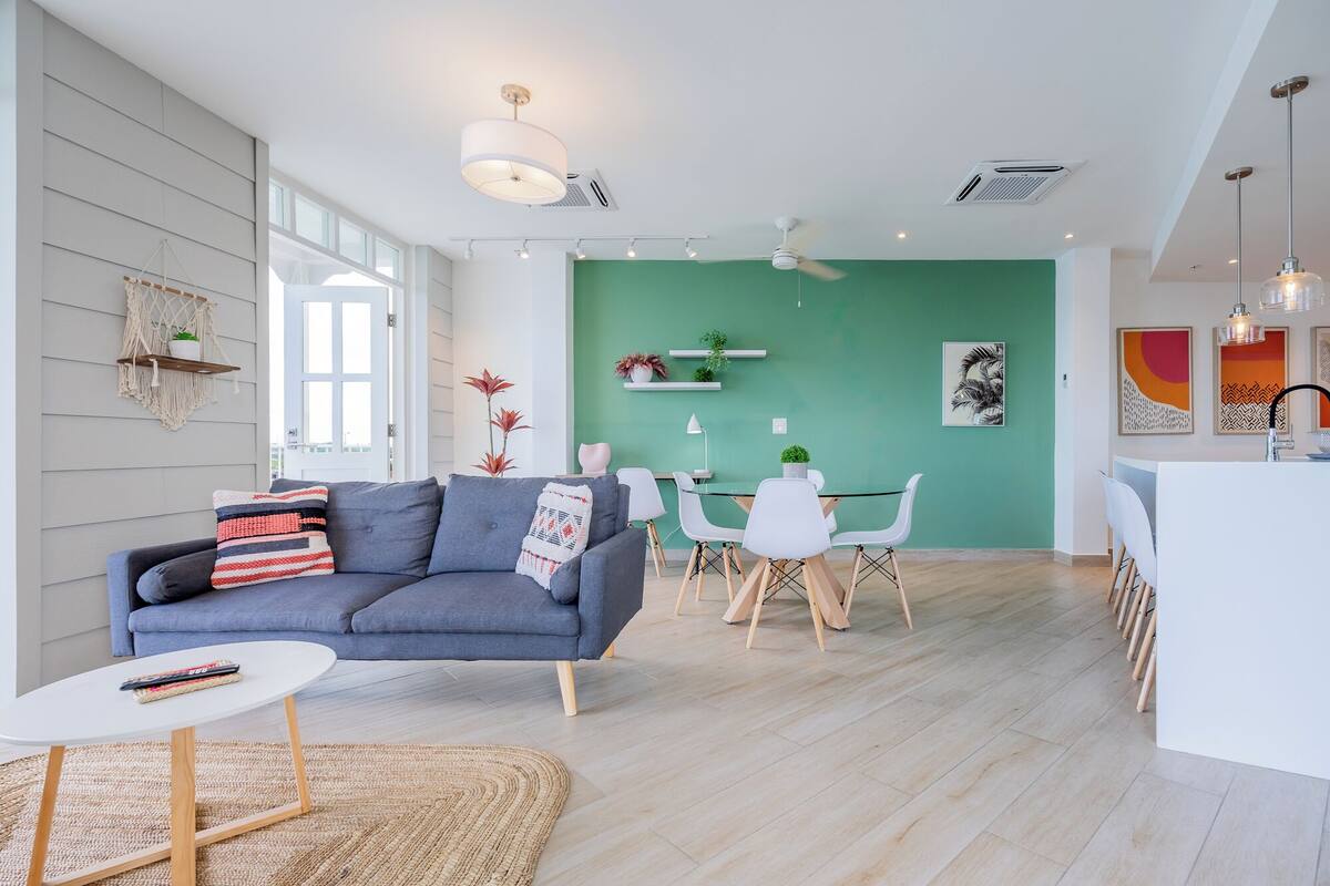 Apartment (2D) | Living area | 40-inch Smart TV with cable channels