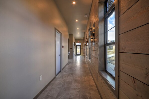 Interior - New! 5 BR w/ Rooftop Hot tub (Red Lodge)