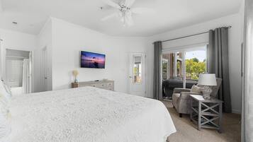 3 habitaciones, tabla de planchar con plancha y cuna de viaje