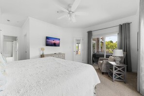 3 makuuhuonetta, silitysrauta/-lauta, vauvan matkasänky, ilmainen Wi-Fi