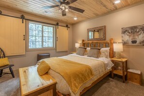 Hus (6 Bedrooms) | 6 soverom, strykejern/-brett og sengetøy