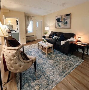 スタジオ (2 Bedrooms) | リビング エリア