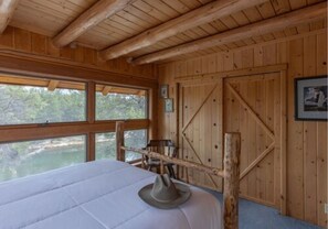 House (5 Bedrooms)