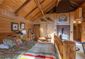 Huis (5 Bedrooms) | 5 slaapkamers, een strijkplank/strijkijzer, reisbedje, beddengoed