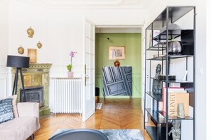 Interior - Appartement Le Gare de Lyon - Les Demoiselles à Versailles (Paris)