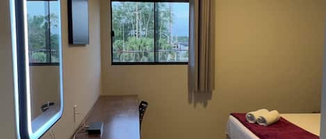 Chambre Double Supérieure | 1 chambre, bureau, espace de travail pour ordinateur portable