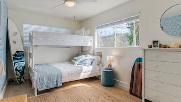 2 slaapkamers, een bureau, een strijkplank/strijkijzer, gratis wifi