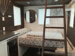 1 quarto, roupa de cama