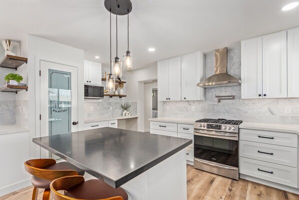 Fridge, microwave, oven, stovetop