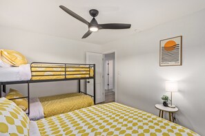 3 habitaciones, tabla de planchar con plancha y wifi gratis