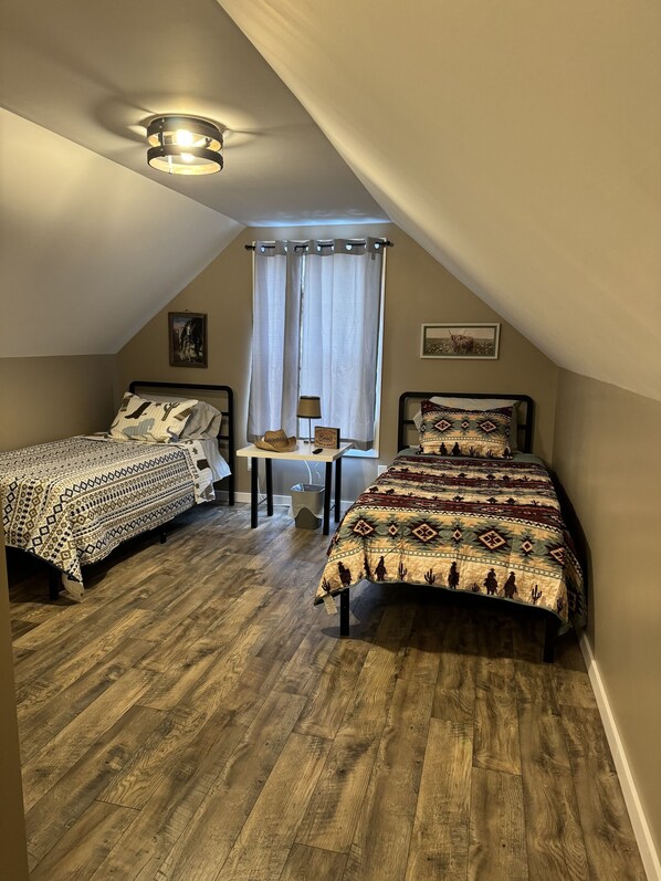 2 chambres, Wi-Fi gratuit, draps fournis