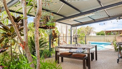 Oasis on Rice Upstairs