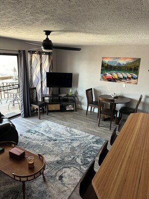 Interior - LAKEVIEW CONDO, only 3 steps into condo! Onsite parking and access to the lake.  (Lake Ozark)