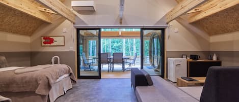 1 slaapkamer, een bureau, gratis wifi, beddengoed