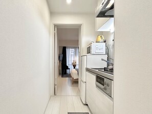 Fridge, microwave, stovetop, cookware/dishes/utensils - RDBBF32_201 / Chuo-ku Tokyo (Chuo-ku)