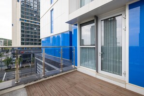Terrace/patio - Grandbleu Hotel & Residence (Incheon)