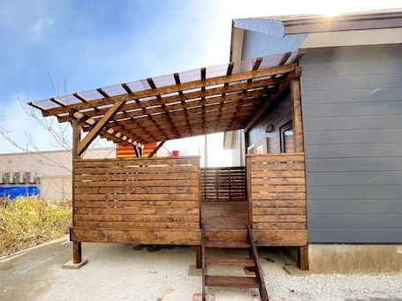 Exterior. 9min walk from Noboribetsust1min walk 7Eleven / Noboribetsu Hokkaidō