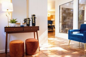 Interior - Private Mini-Resort & Oasis-Heated Pool & Spa-Golf-Pool Room-Game Room (San Antonio)