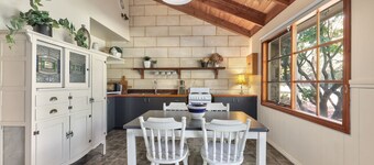 Jamieson Cottages - Cottage TWO - Sleeps 4