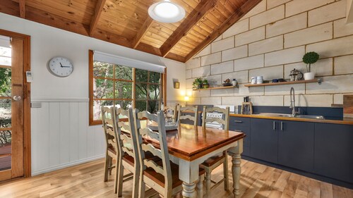 Jamieson Cottages - Cottage Three - Sleeps 4