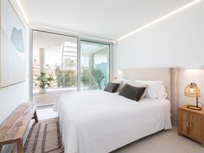 2 chambres, fer et planche à repasser, accès Internet, draps fournis
