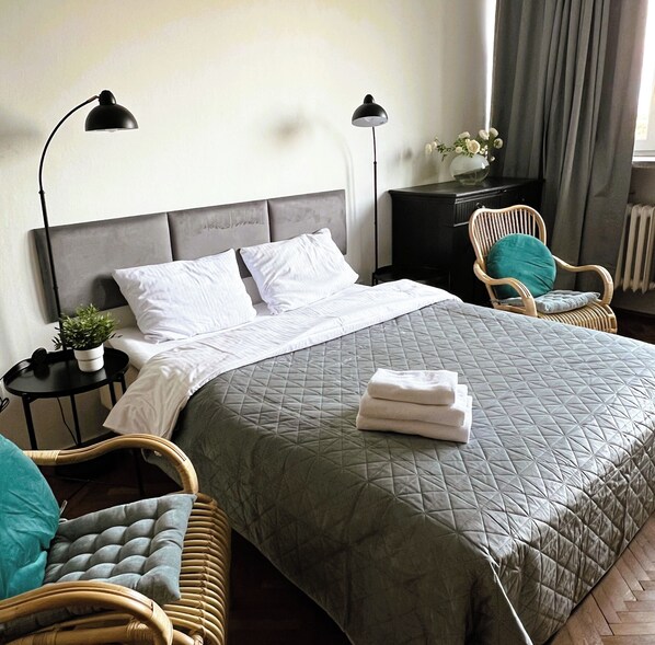 1 bedroom, iron/ironing board, WiFi, bed sheets