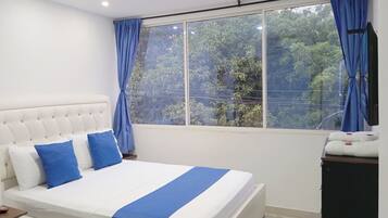 Premium bedding, pillowtop beds, free WiFi