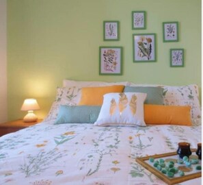 2 bedrooms, bed sheets