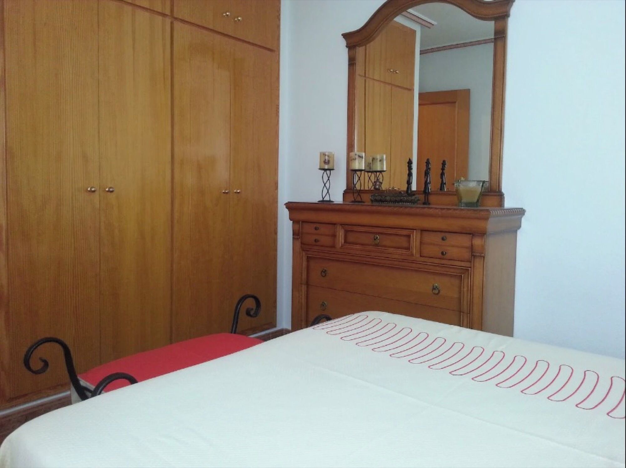 3 dormitorios, wifi gratis, ropa de cama