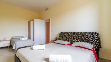 1 sovrum, strykjärn/strykbräda, gratis wi-fi och sängkläder