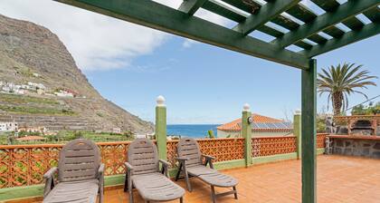 Holiday Home 'Casa Rural Ondina A' with Sea View, Private Terrace and Wi-Fi
