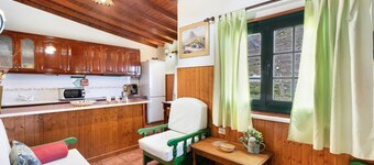 Holiday Home 'Casa Rural Ondina B' with Sea View, Private Terrace and Wi-Fi