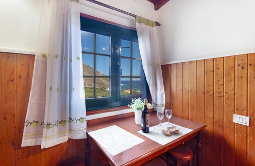 Holiday Home 'Casa Rural Ondina B' with Sea View, Private Terrace and Wi-Fi