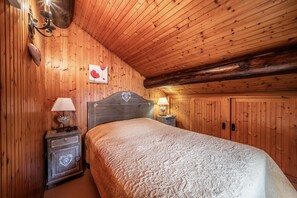 2 soverom, strykejern/-brett og wi-fi (inkludert)