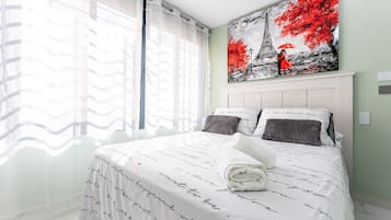 2 habitaciones, tabla de planchar con plancha y wifi gratis