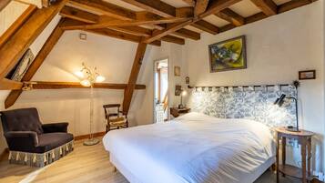 3 slaapkamers, een strijkplank/strijkijzer, gratis wifi