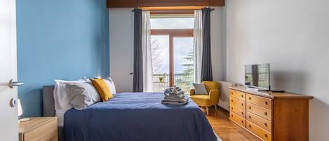 1 chambre, fer et planche Ă repasser, Wi-Fi gratuit, draps fournis