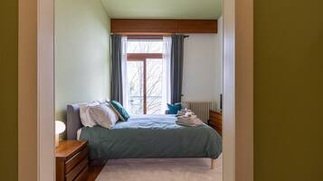 1 bedroom, iron/ironing board, free WiFi, bed sheets