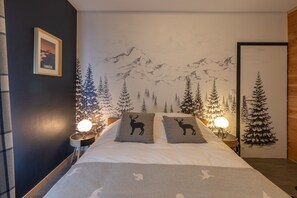 3 bedrooms, iron/ironing board, free WiFi, bed sheets