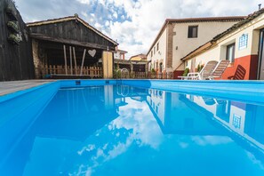 Pool - Holiday Home 'Laguna Herrera' with Private Pool, Private Garden and Wi-Fi (Campo de Cuéllar)