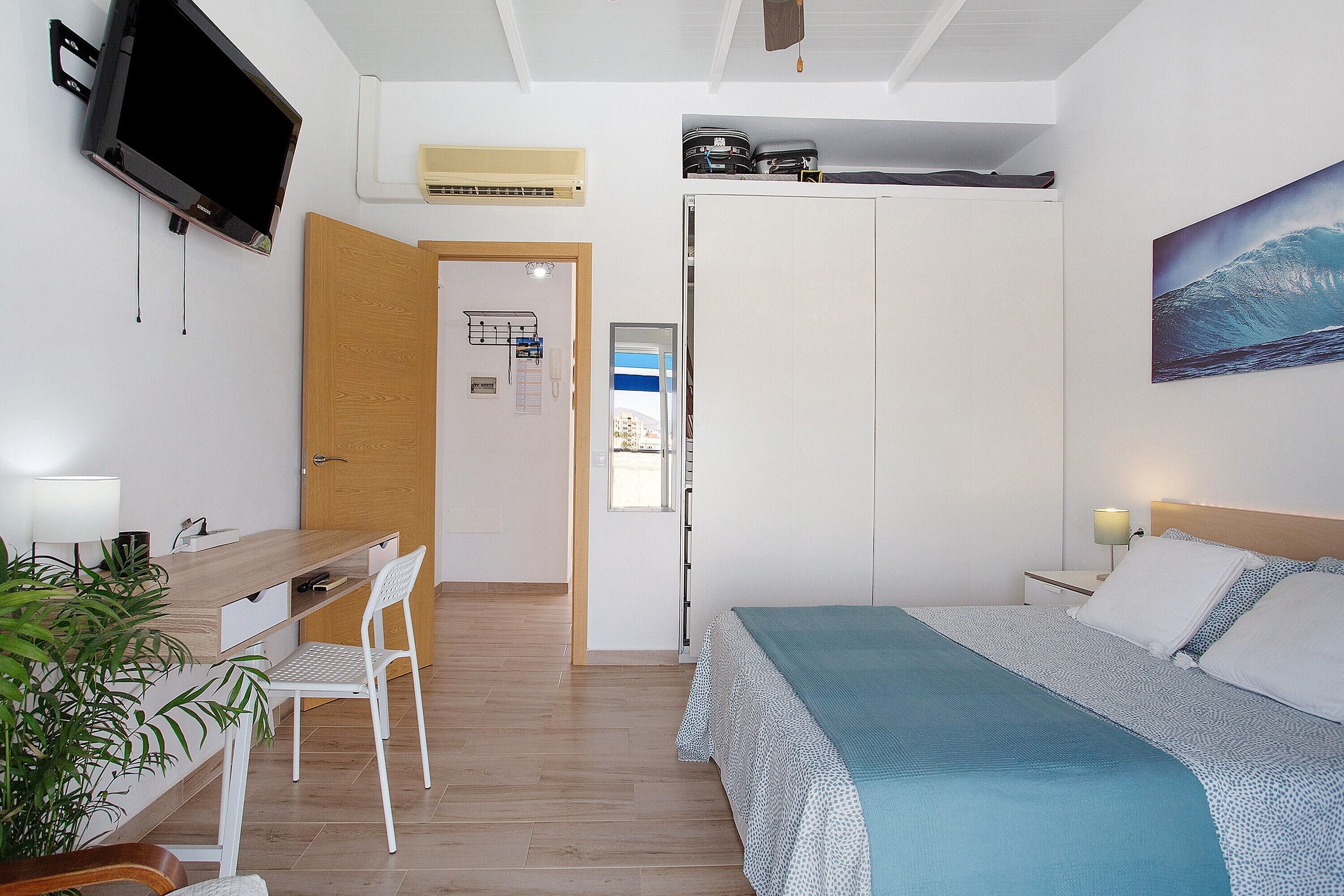 1 bedroom, WiFi (free), bed sheets