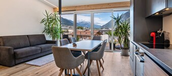 Ferienwohnung 'Penthouse - Vinschgau' mit Bergblick, Balkon und WLAN