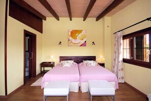 3 Schlafzimmer, Bügeleisen/Bügelbrett, kostenloses WLAN, Bettwäsche