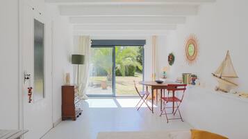 4 camere, ferro/asse da stiro, Wi-Fi gratuito, lenzuola