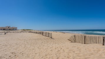 Playa en los alrededores