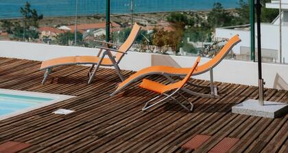 Ferienhaus 'Casa Das Camarinhas' mit Meerblick, privatem Pool und WLAN