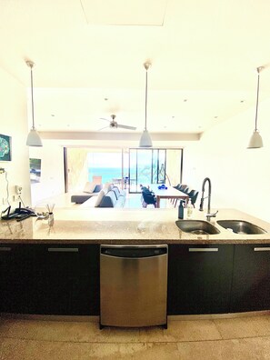 Interior - SPECTACULAR BEACHFRONT APARTMENT (Cruz de Huanacaxtle)