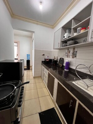 Fridge, microwave, oven, stovetop - Stunning 2 Bedroom Apartment in Mombassa (MOMBASA)