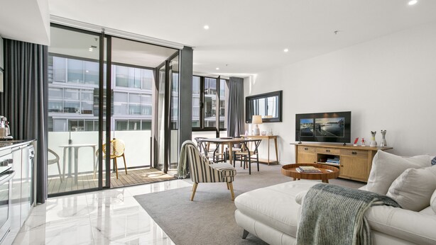 Living area - Dockside Retreat in Wynyard Quarter (Auckland)