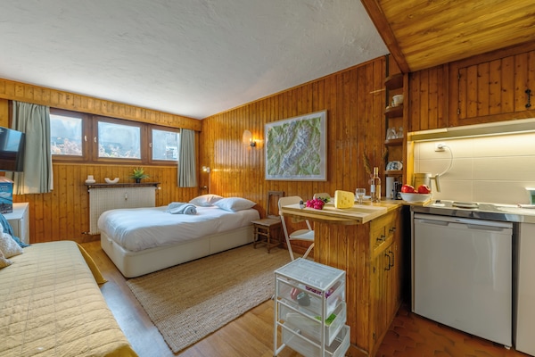 Living and dining room